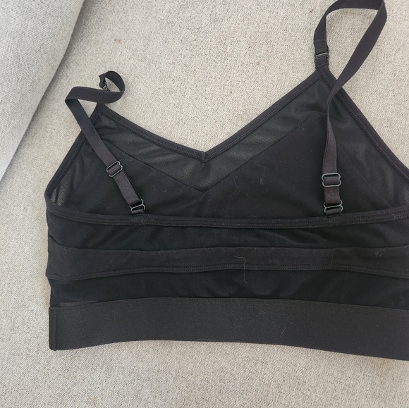 Bombshell Sportswear - Picture 2 of 5